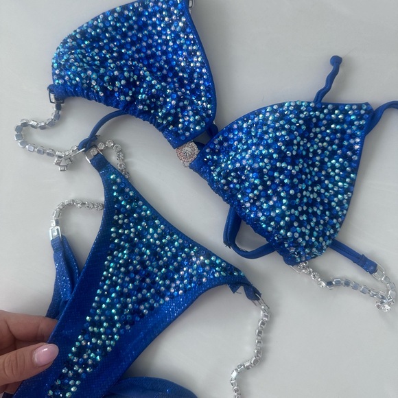 Npc bikini sapphire dark indigo. Used and in great condition. - Picture 5 of 6